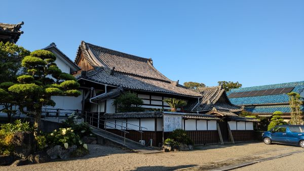 お寺de太極拳３.jpg
